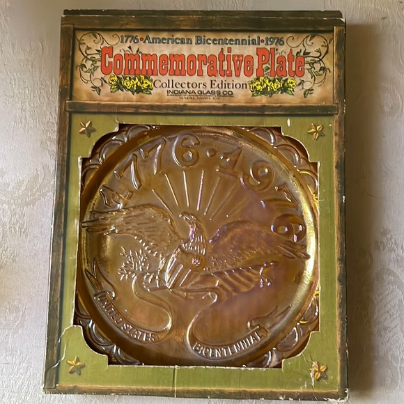 Indiana Glass Art Indiana Glass Co American Bicentennial Commemorative Carnival Glass Plate